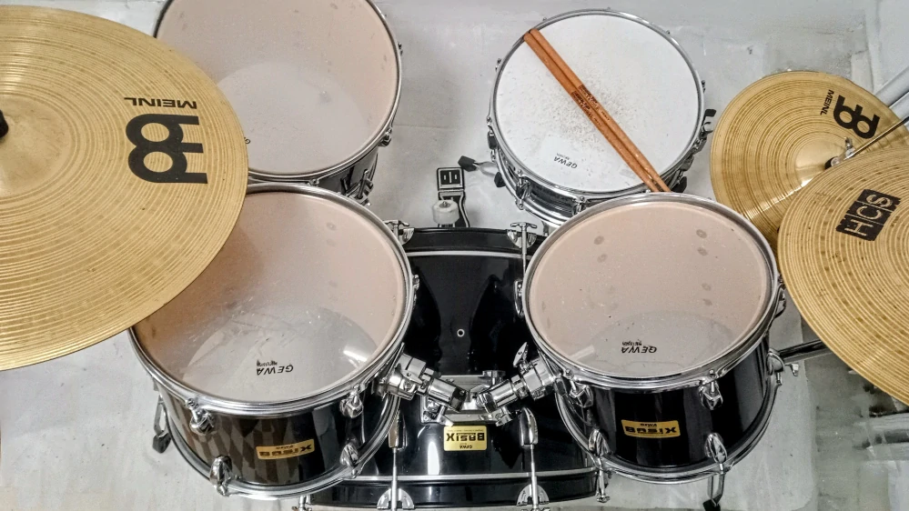 GEWA Basix s činely Meinl HCS (Prodáno)