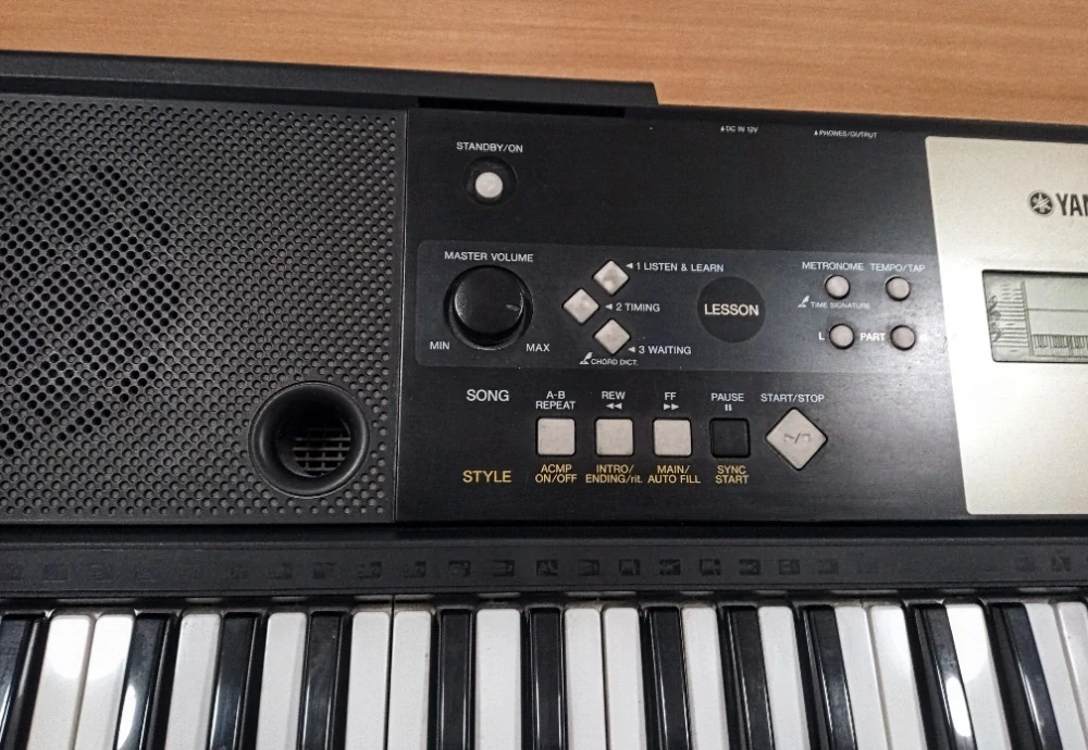Yamaha YPT 220 (Prodáno)