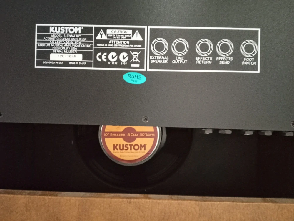 Akustické kombo Kustom Sienna 30 (Prodáno) 