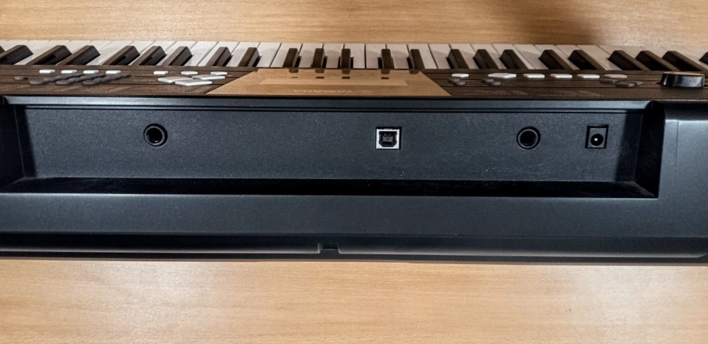 Yamaha PSR E333 (Prodáno)