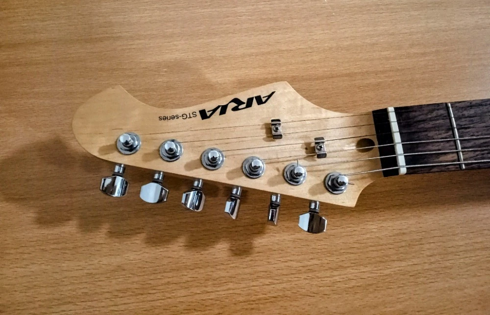 Aria typ Stratocaster (Prodáno)