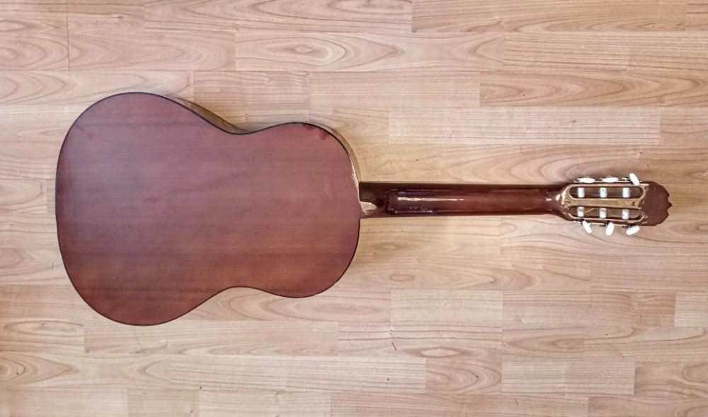 Hohner HC 06 4/4 (Prodáno)