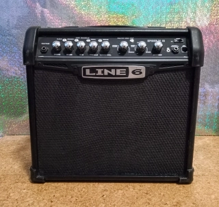 Line6 15 Spider IV (Prodáno)