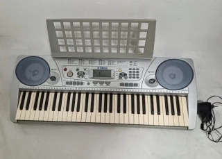 Yamaha PSR-275 (Prodáno)