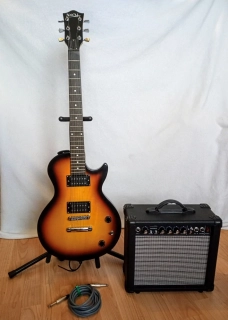 Kytara typu Les Paul s kombem (Prodáno)